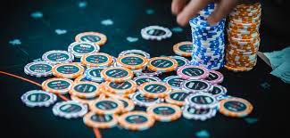 Cara Menghancurkan Poker Pertama Kali Anda